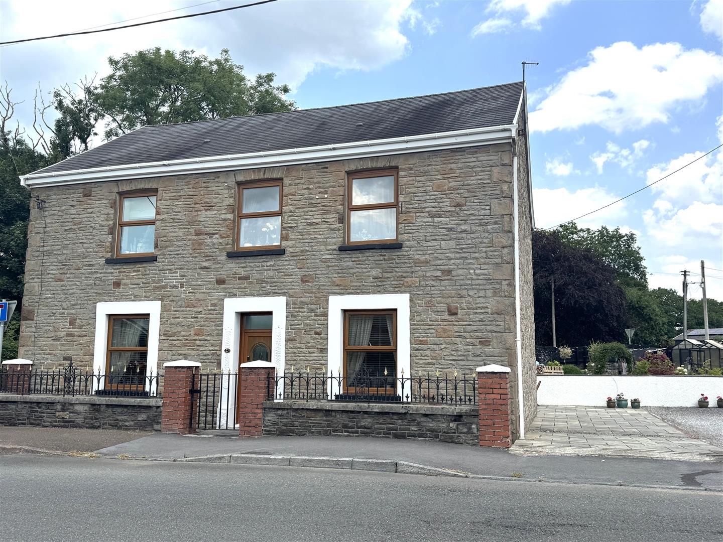 New Road, Ystradowen, Swansea, SA9 2YY